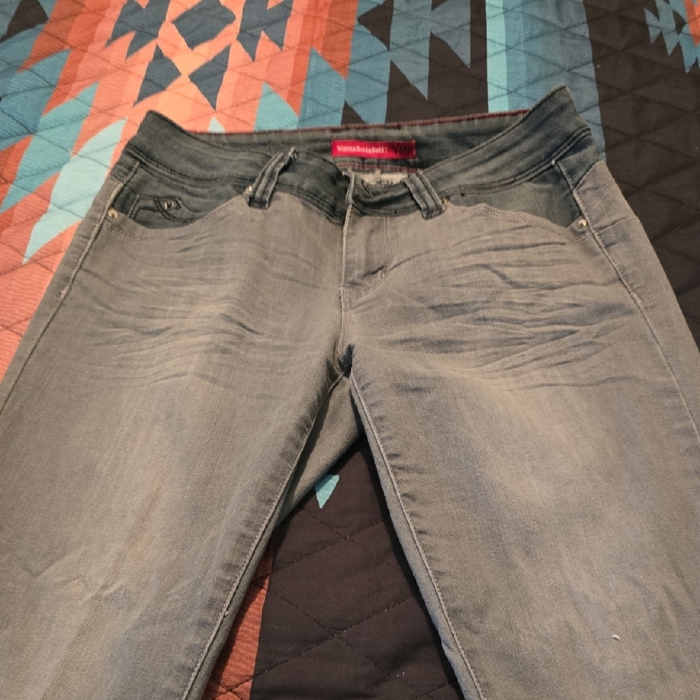 YMI Gray Skinny Jeans with Casual Lived-In Look